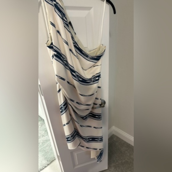 NWT RALPH LAUREN STRIPED GEORGETTE ONE-SHOULDER ASYMMETRICAL DRESS SZ16 - Picture 4 of 5